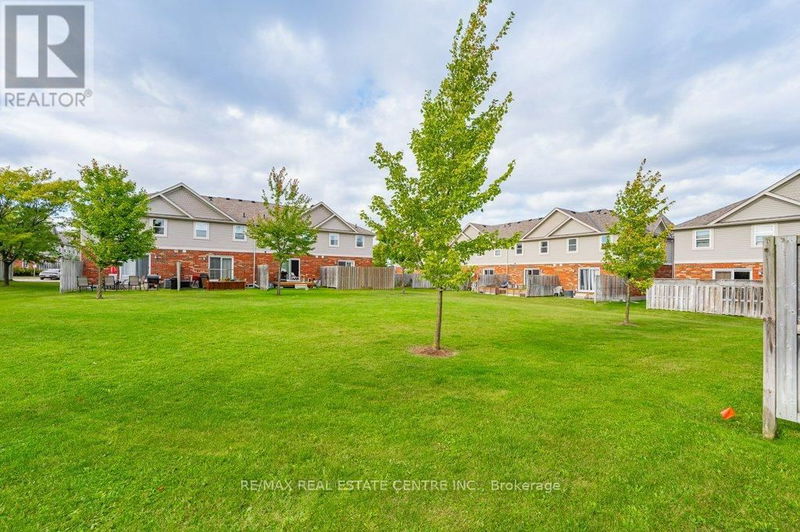  52 - 124 Gosling Gardens  Guelph (Clairfields), N1G5K6 | Image 15