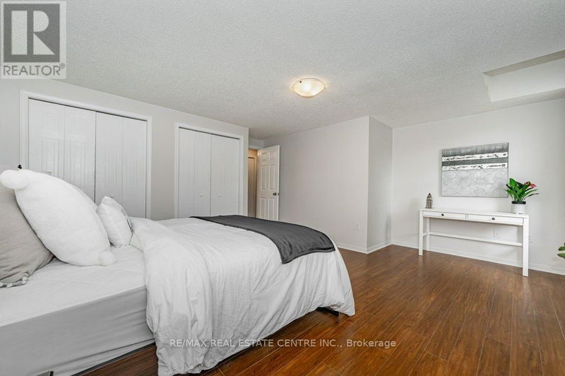  52 - 124 Gosling Gardens  Guelph (Clairfields), N1G5K6 | Image 8