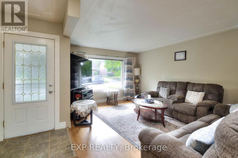 42 Acacia Street  Kitchener, N2G3B2 | Image 11