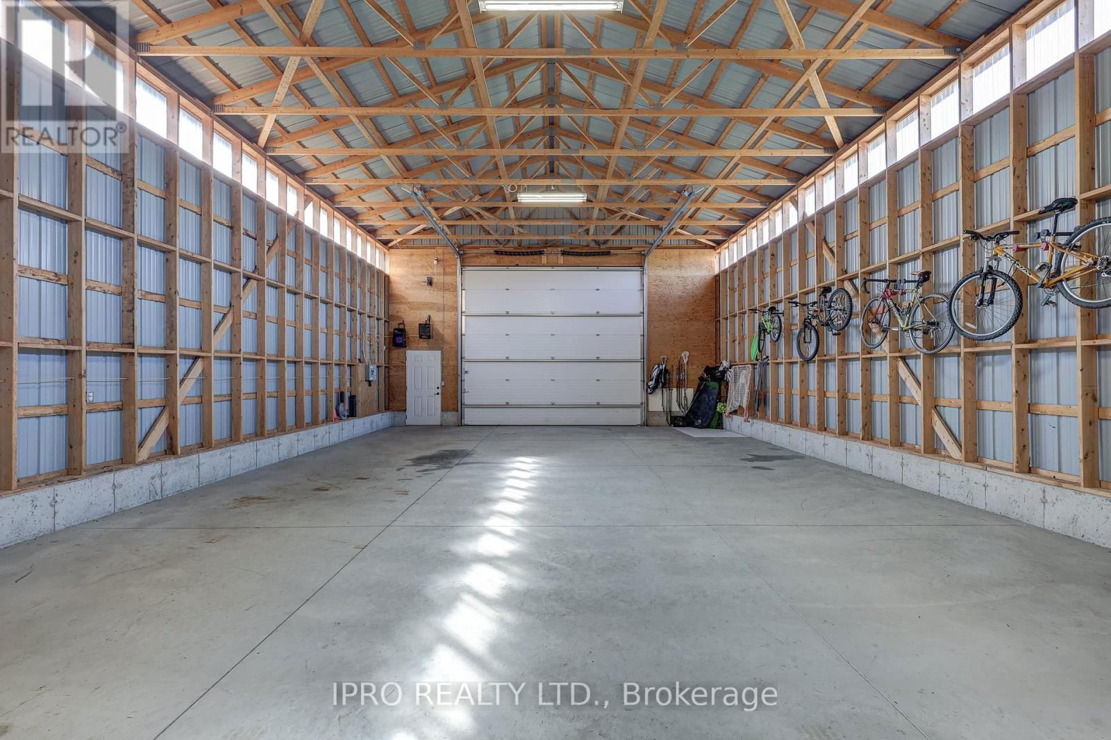 7537 ROGERS ROAD Image 34