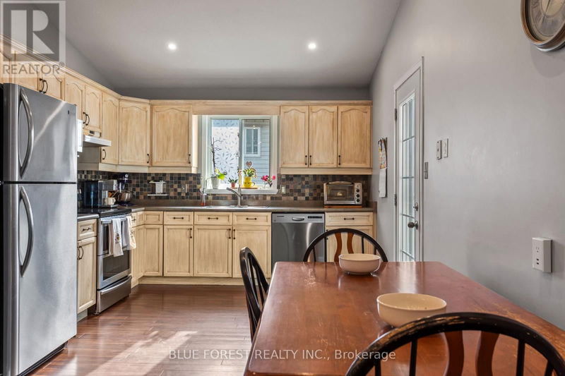 31 Dartmouth Drive  London, N5V4T8 | Image 13