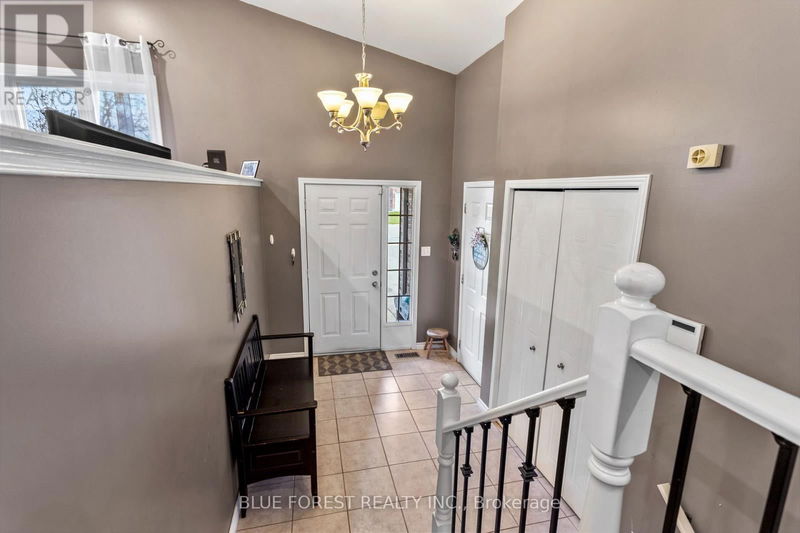 31 Dartmouth Drive  London, N5V4T8 | Image 5