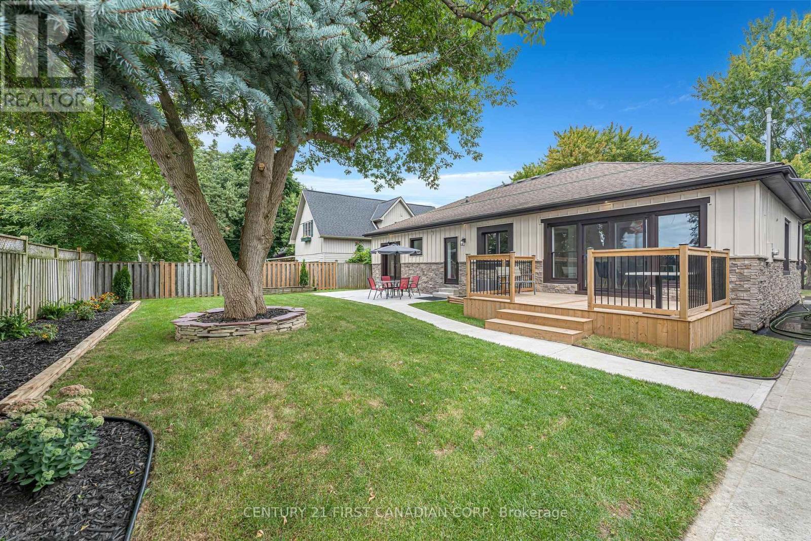 445 ARVILLA BOULEVARD Image 38