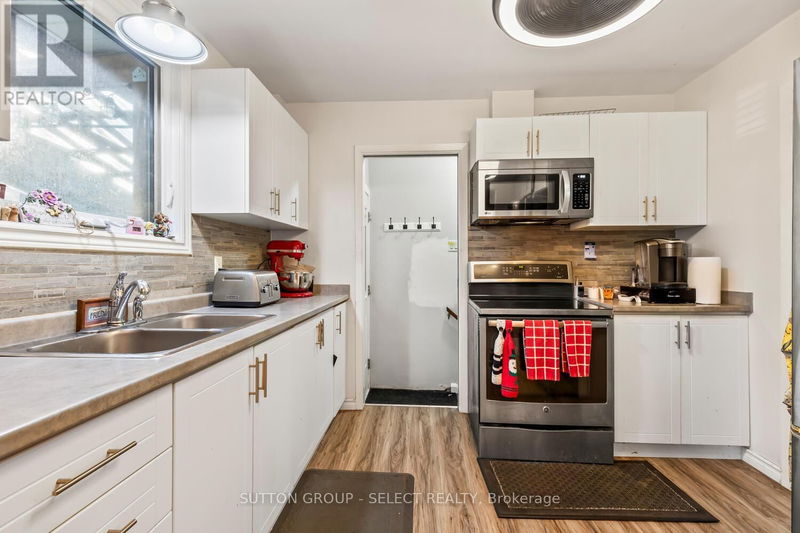 114 St Lawrence Boulevard  London, N6J2X1 | Image 12