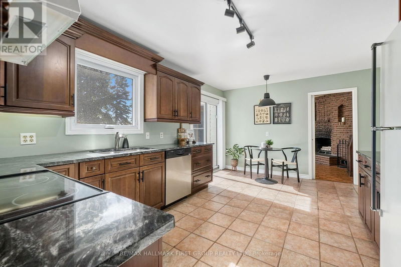 401 Lakeshore Drive  Cobourg, K9A1S2 | Image 10