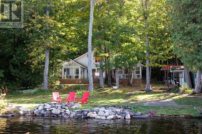 38 Dewey's Island Road  Kawartha Lakes (Fenelon Falls), K0M1N0 | Image 1