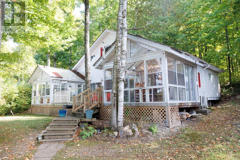 38 Dewey's Island Road  Kawartha Lakes (Fenelon Falls), K0M1N0 | Image 3