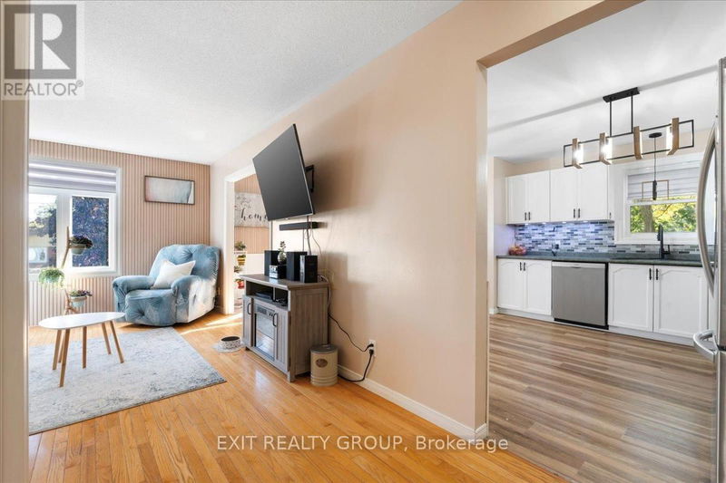 110 Canal Street  Quinte West, K8V4K7 | Image 3