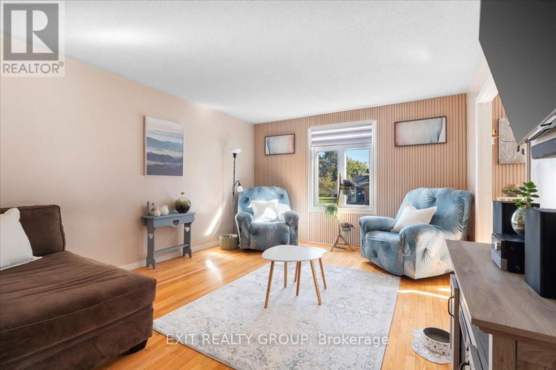 110 Canal Street  Quinte West, K8V4K7 | Image 5