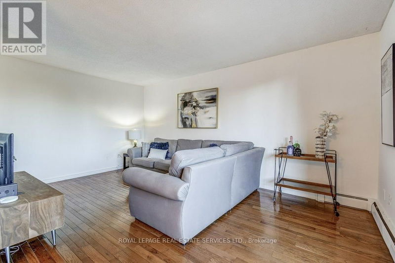  201 - 81 Charlton Avenue East Hamilton (Corktown), L8N1Y7 | Image 13