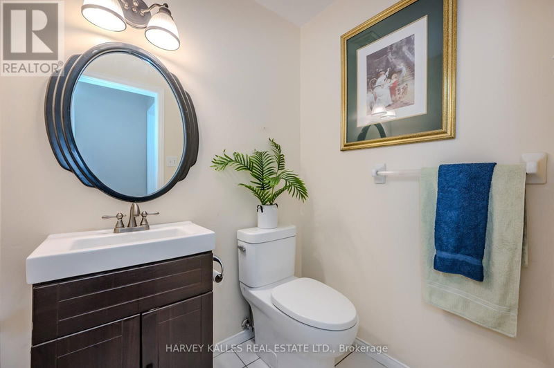 67 Hayward Crescent  Guelph (Clairfields), N1G5A3 | Image 13