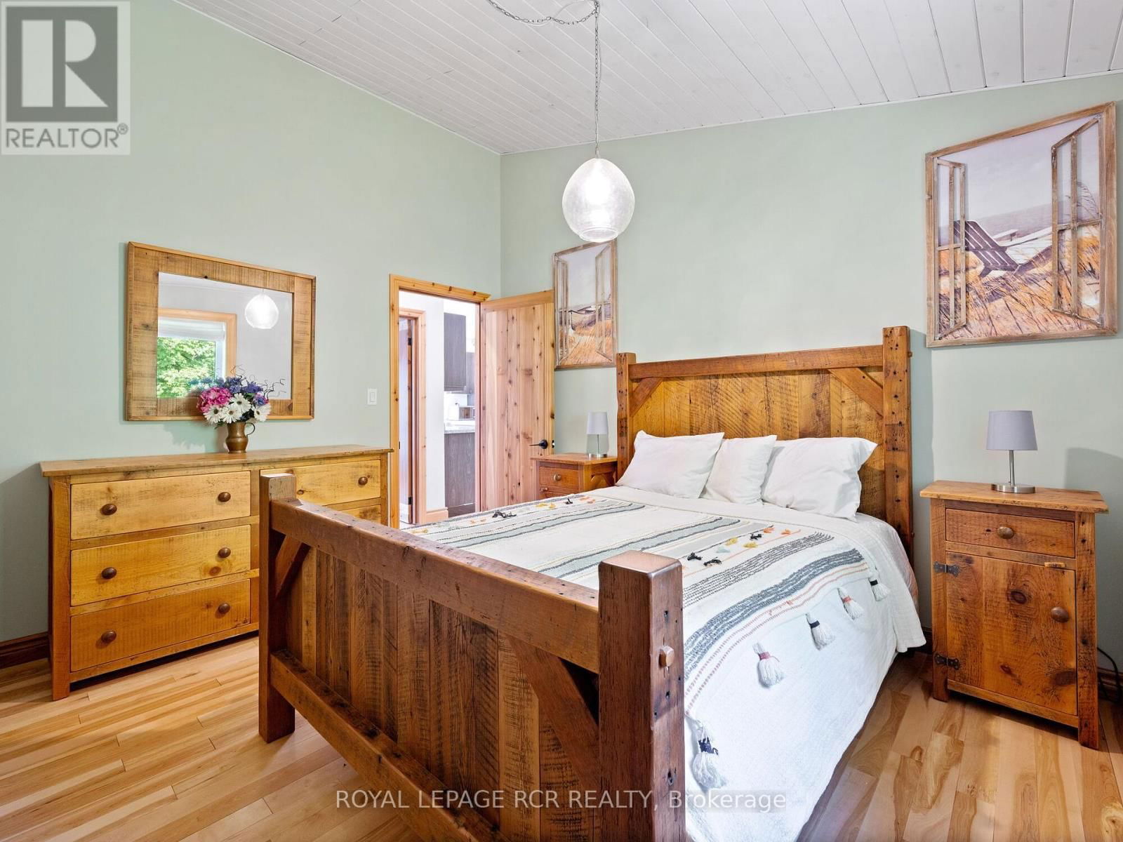 425457 25 SIDEROAD Image 20