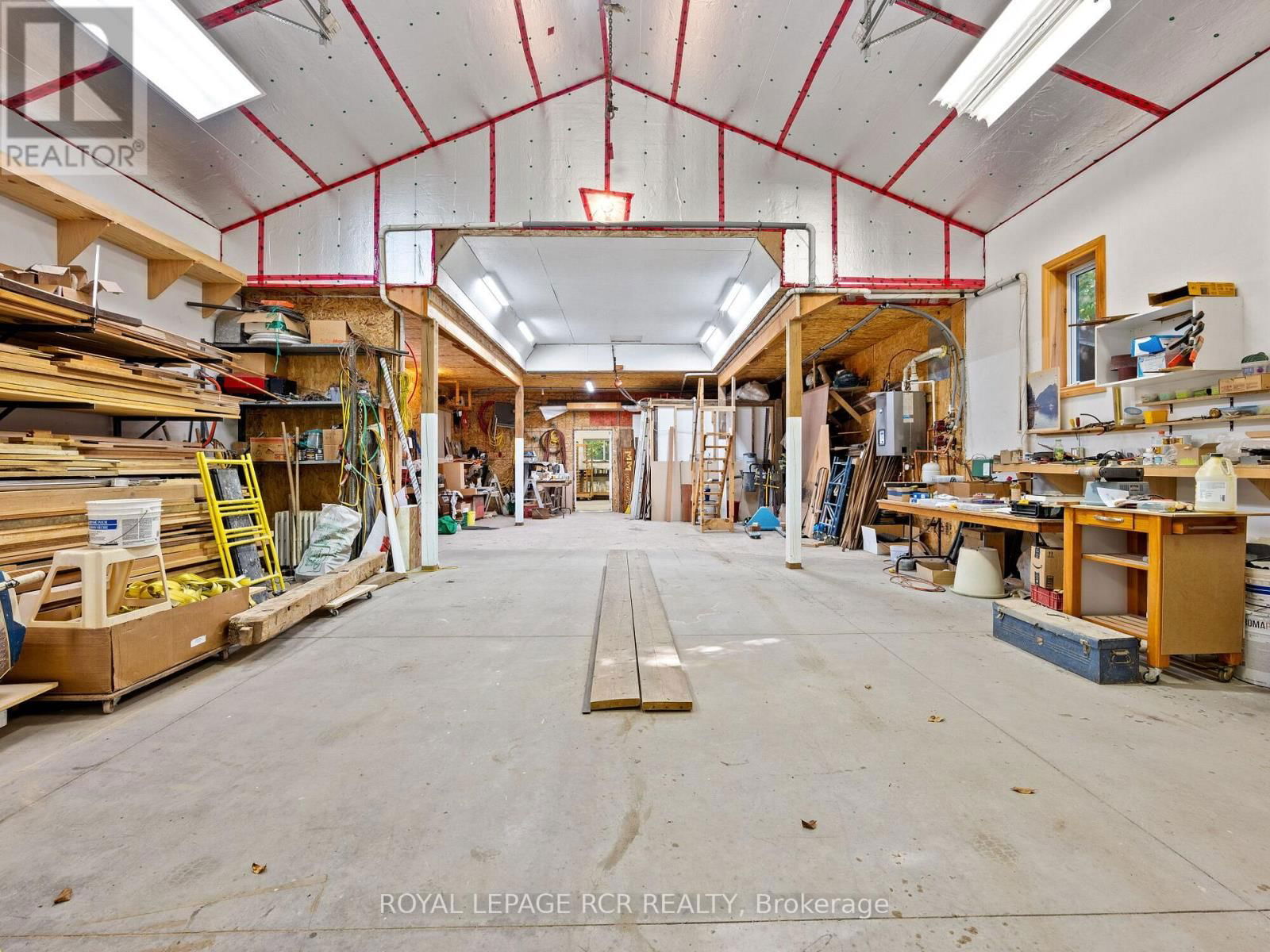 425457 25 SIDEROAD Image 29