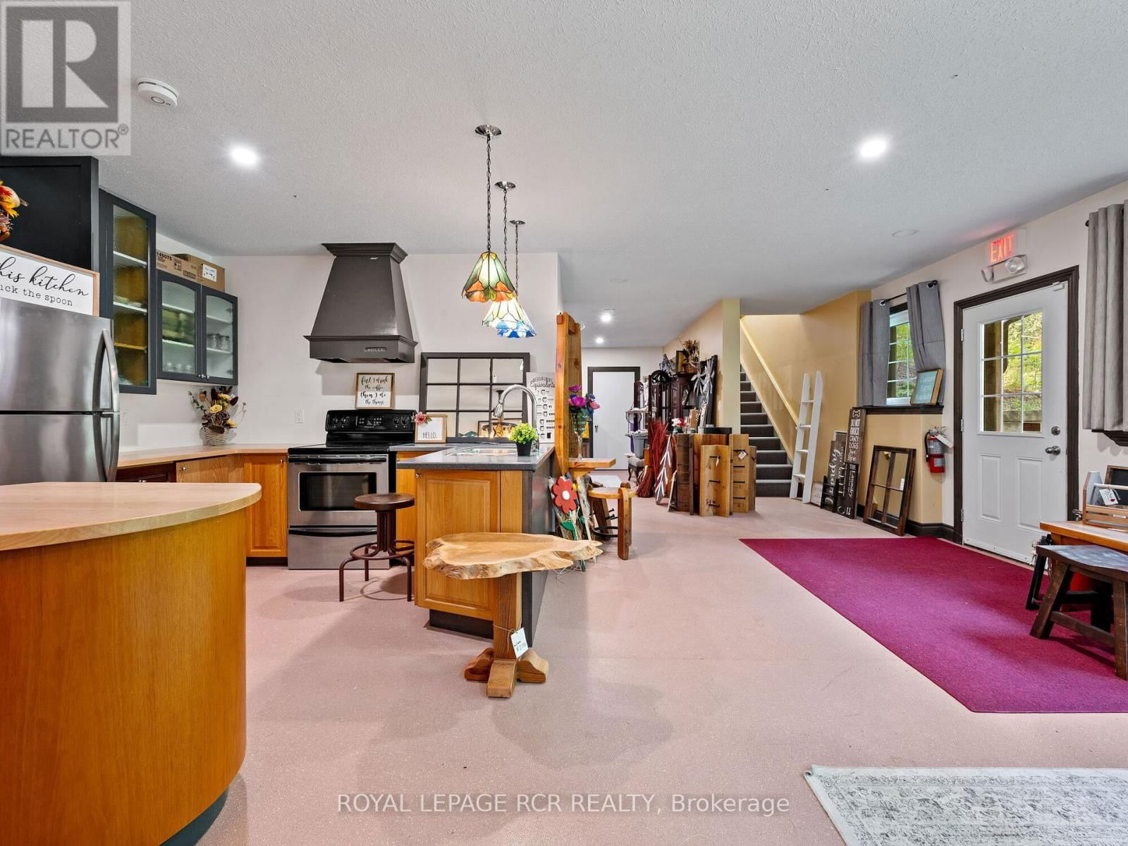 425457 25 SIDEROAD Image 34