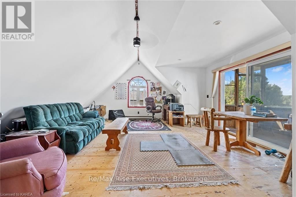 1758 HIGHWAY 15 Image 25