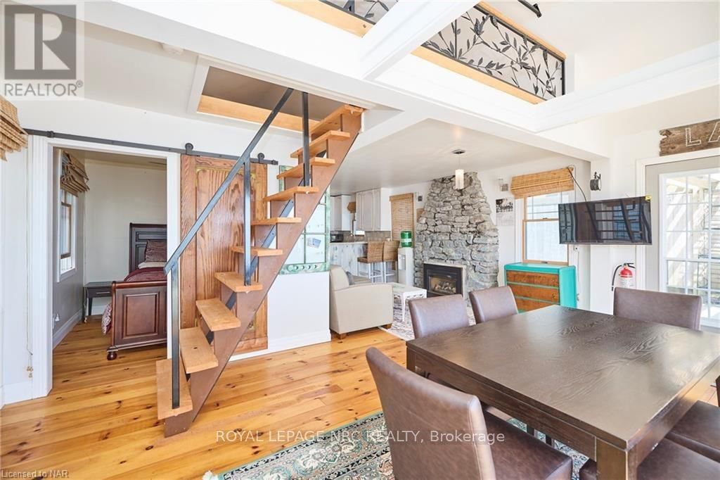 11851 LAKESHORE ROAD Image 8