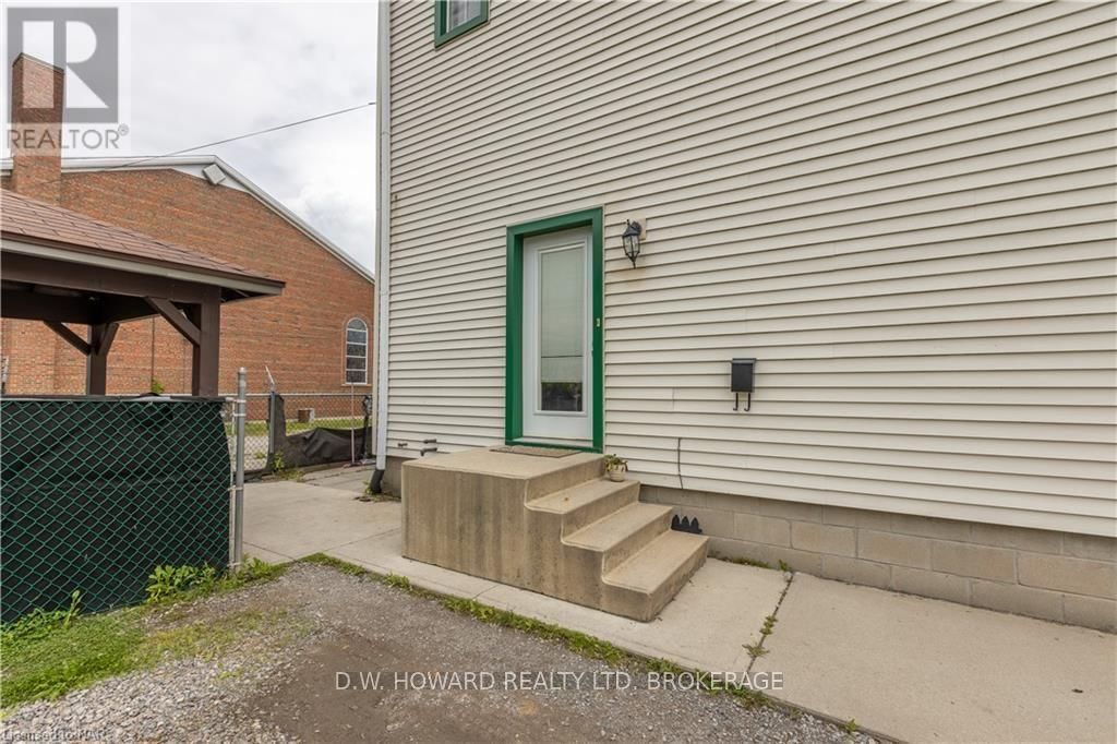 147 BELL STREET Image 11