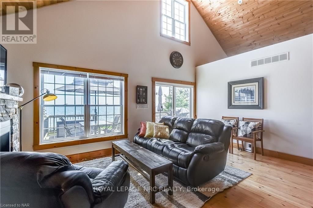 10849 LAKESHORE ROAD W Image 12