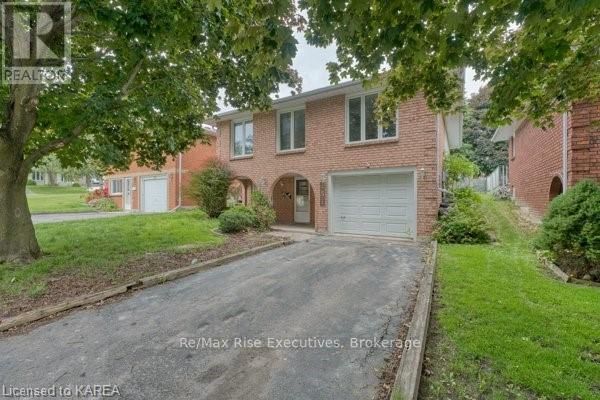 1 - 151 DAUPHIN AVENUE Image 2