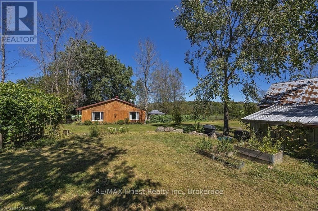 1743 COUNTY ROAD 27 Image 33