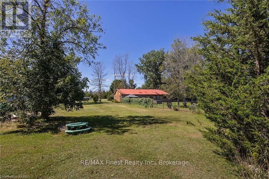 1743 COUNTY ROAD 27 Image 39