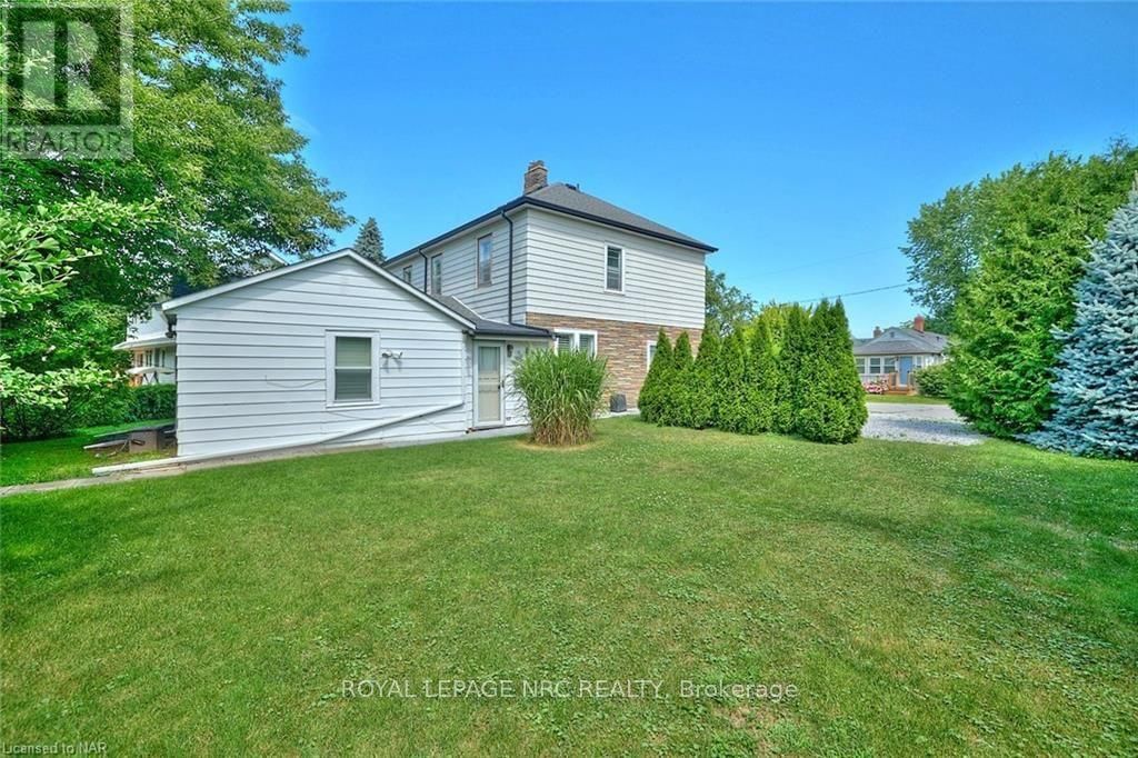 16-16 1/2 LAKESIDE DRIVE Image 9