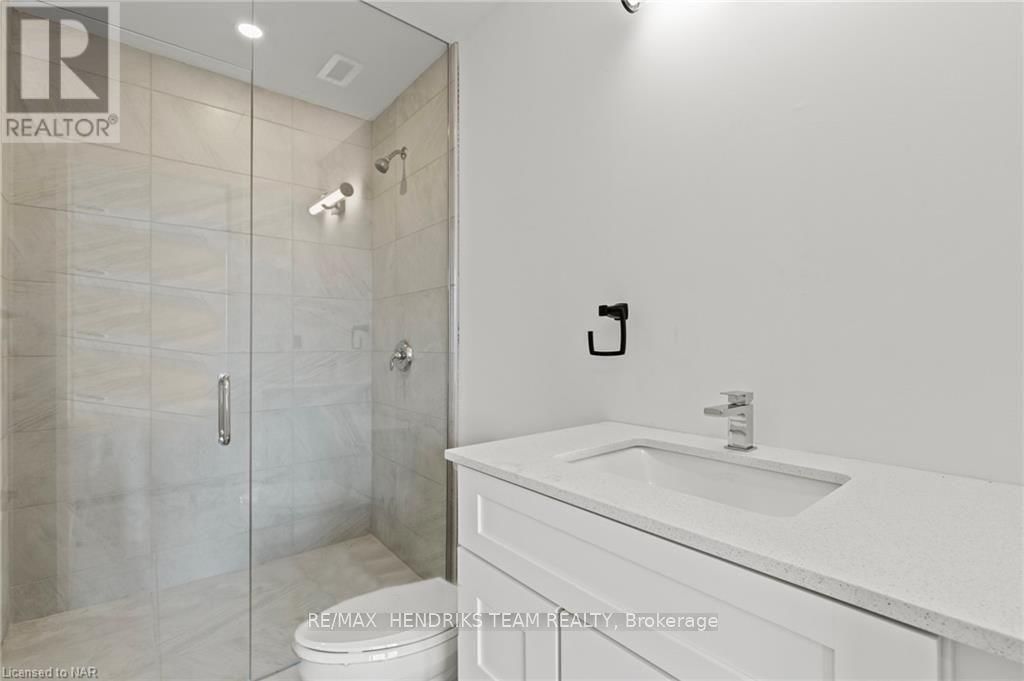 1 BEDROOM - 57 CARLISLE STREET Image 19