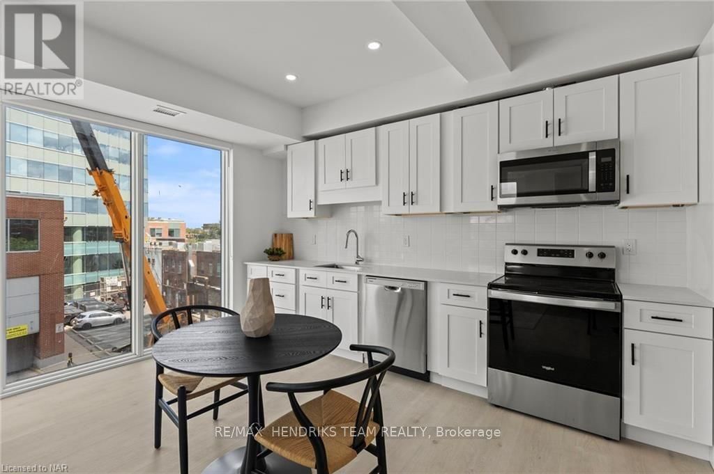 1 BEDROOM - 57 CARLISLE STREET Image 9