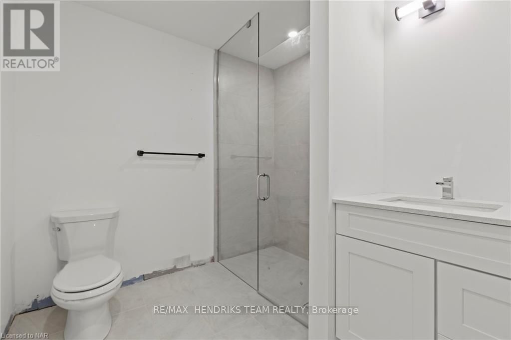 2 BEDROOM - 57 CARLISLE STREET Image 13