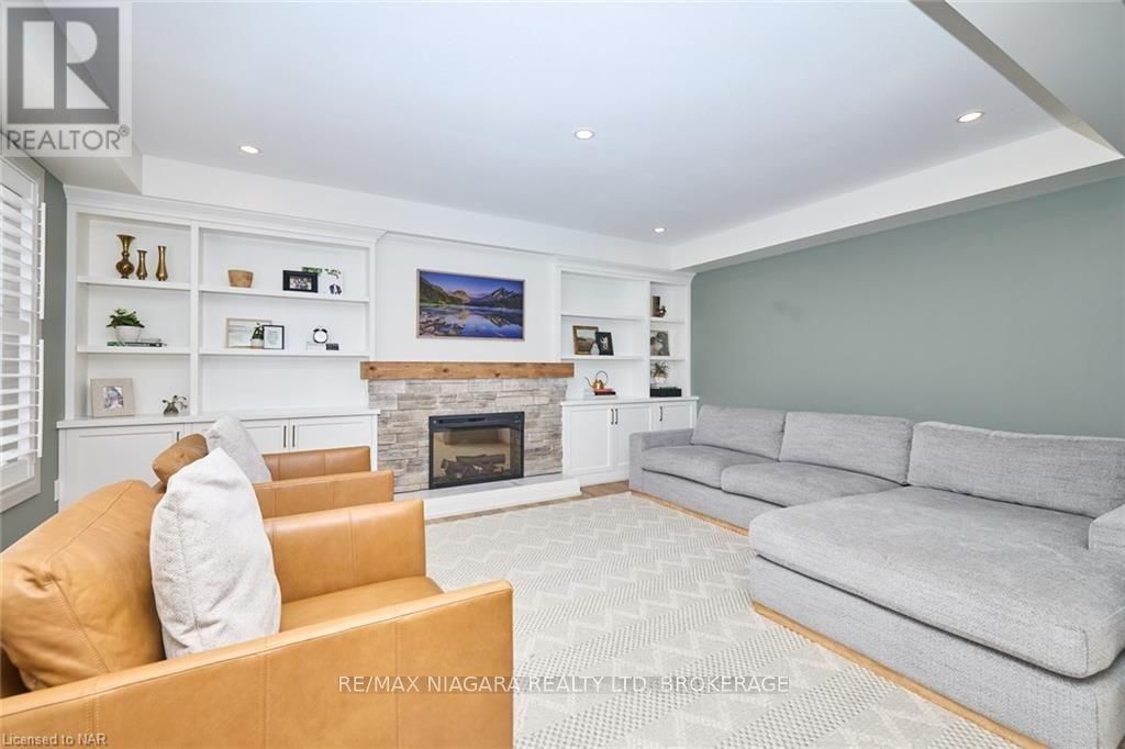 73 BERGENSTEIN CRESCENT Image 18