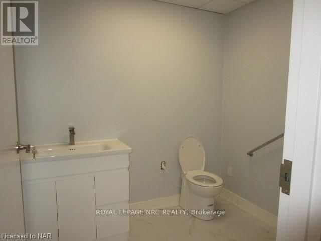 637 NIAGARA STREET Image 9