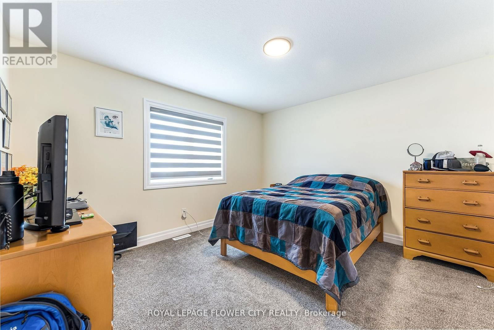 82 OPTIMIST DRIVE Image 31