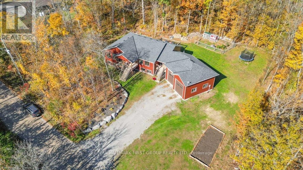 385 FLATROCK ROAD Image 34