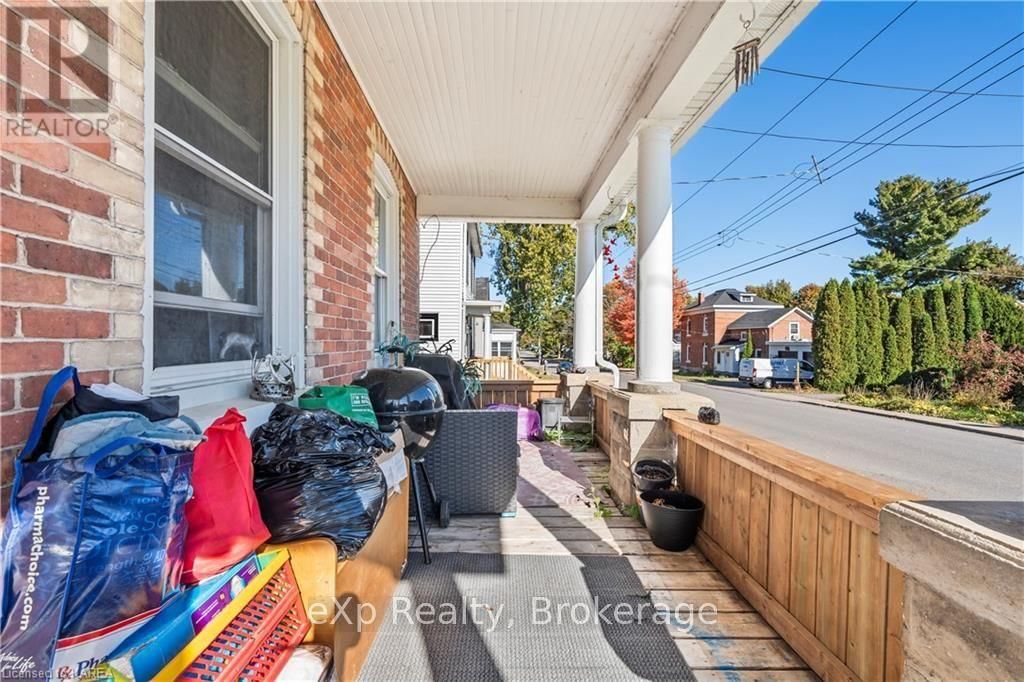 486 JESSUP STREET Image 30