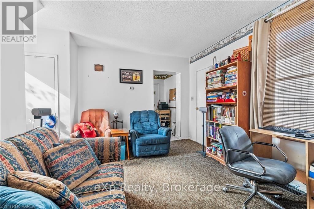 486 JESSUP STREET Image 6