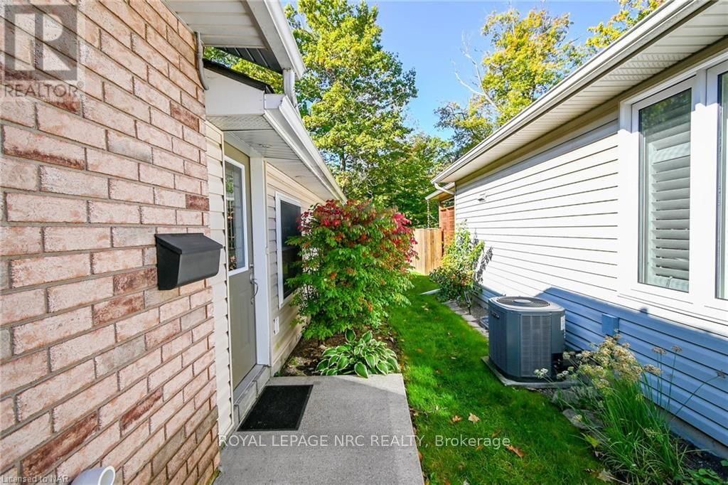 43 FOXTAIL AVENUE Image 32