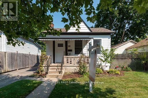 19 EMPRESS AVENUE Image 2