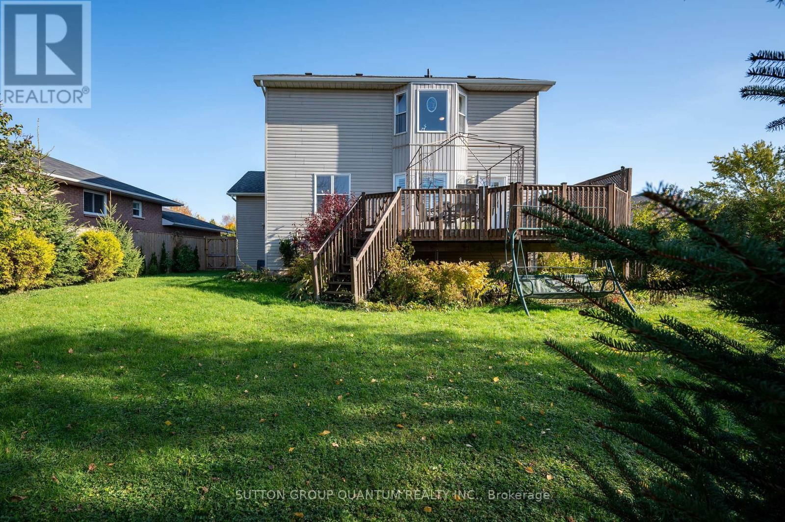 16 WILSON CRESCENT Image 38