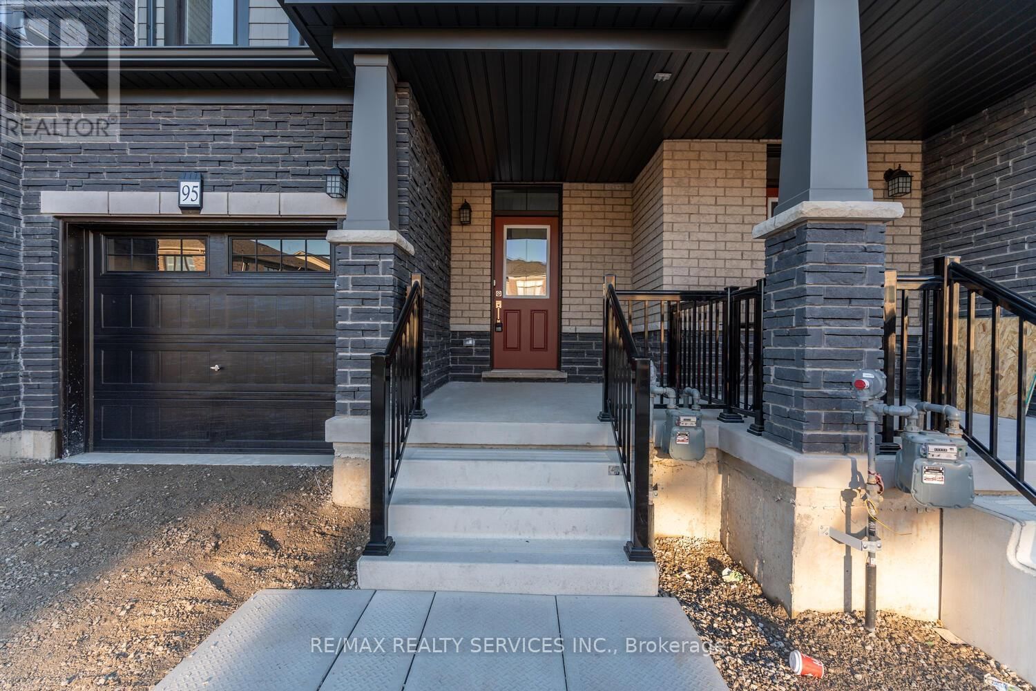 95 GRANVILLE CRESCENT Image 3