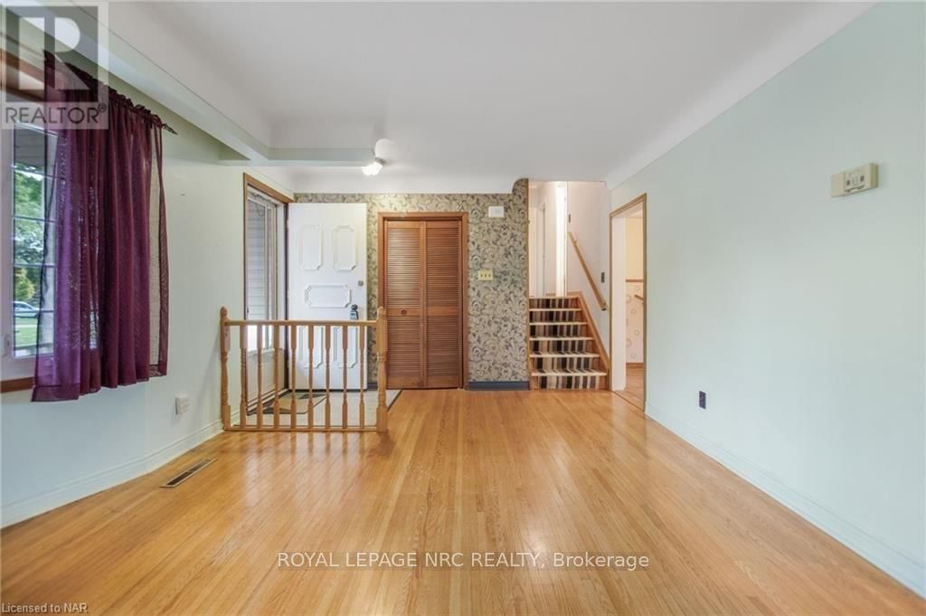 22 ROSEMOUNT AVENUE Image 7