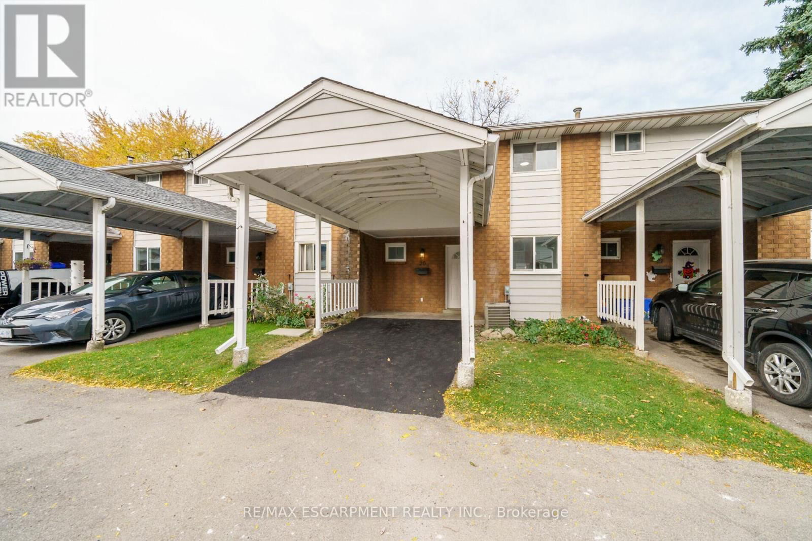 20 - 125 LIMERIDGE ROAD W Image 1