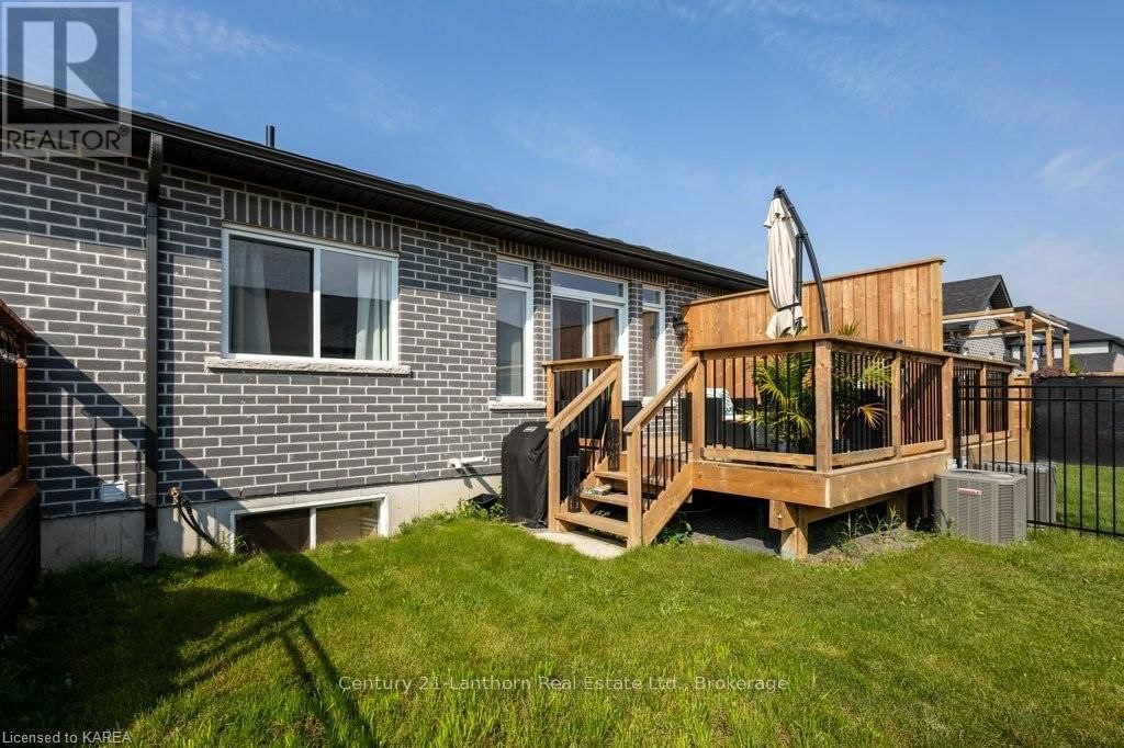 26 RAYCROFT DRIVE Image 33