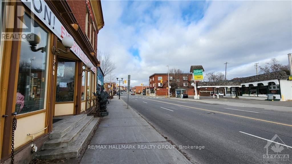1240 BANK STREET Image 6