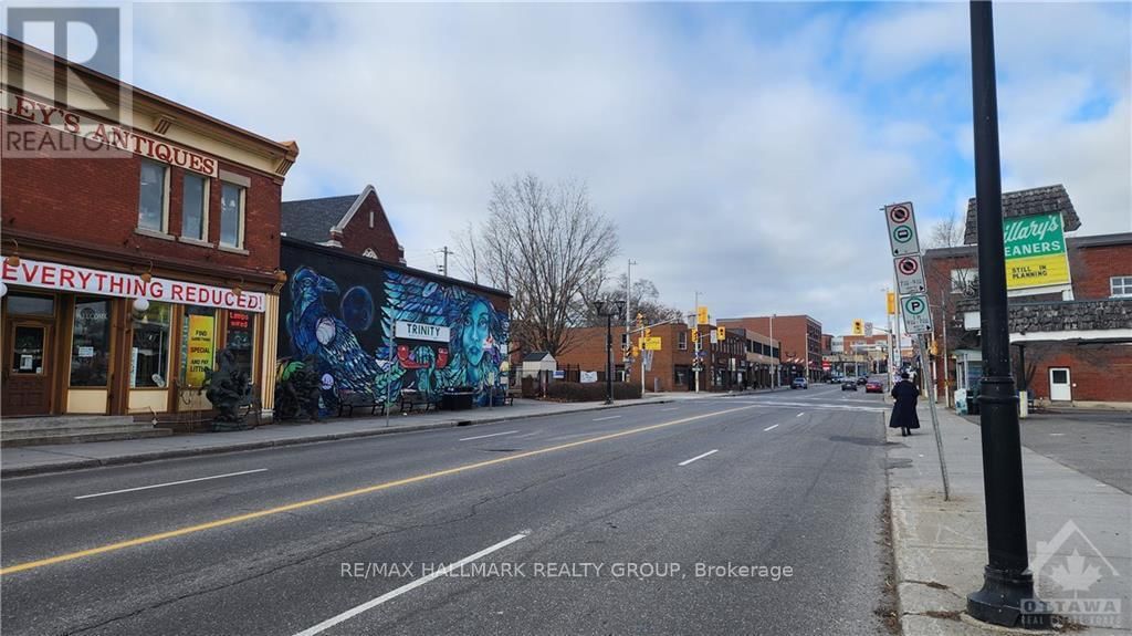1240 BANK STREET Image 8