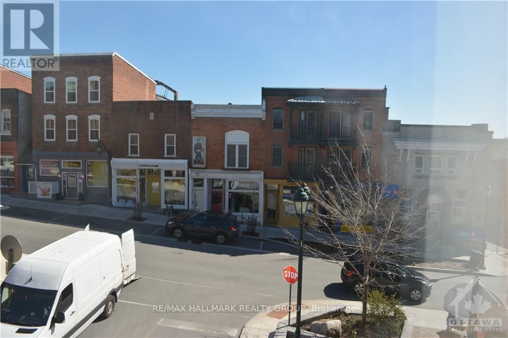 205 - 65 MILL STREET Image 7