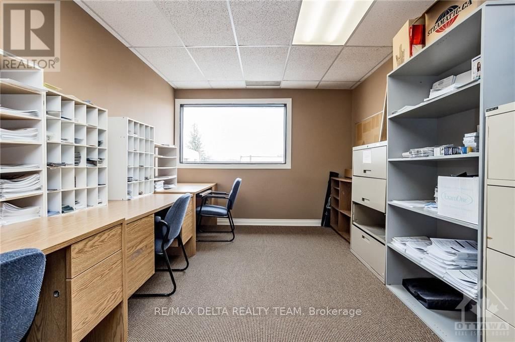 57 - 5450 CANOTEK ROAD Image 11