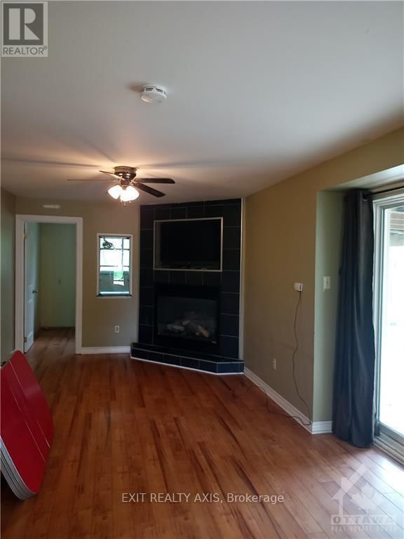 11 & 13 BAYVIEW CRESCENT Image 6