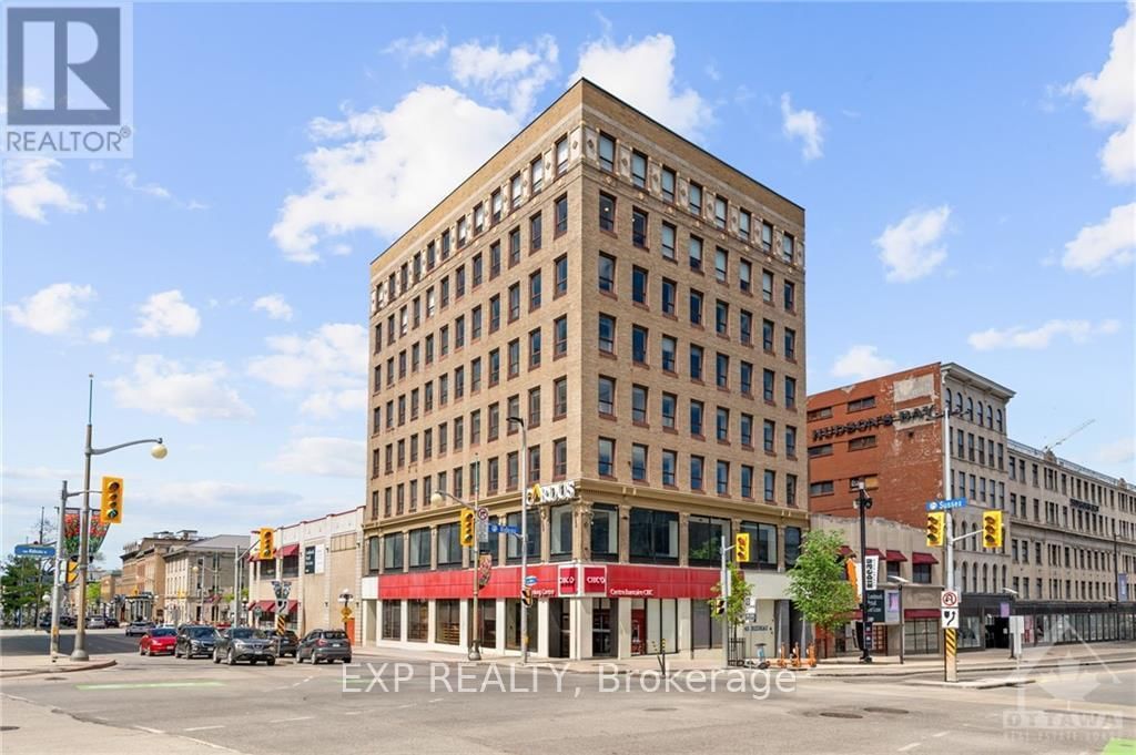 200 - 45 RIDEAU STREET Image 1