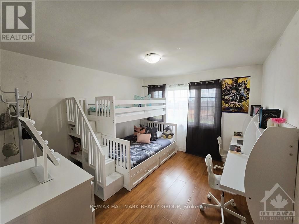 1196 RAINBOW STREET Image 7