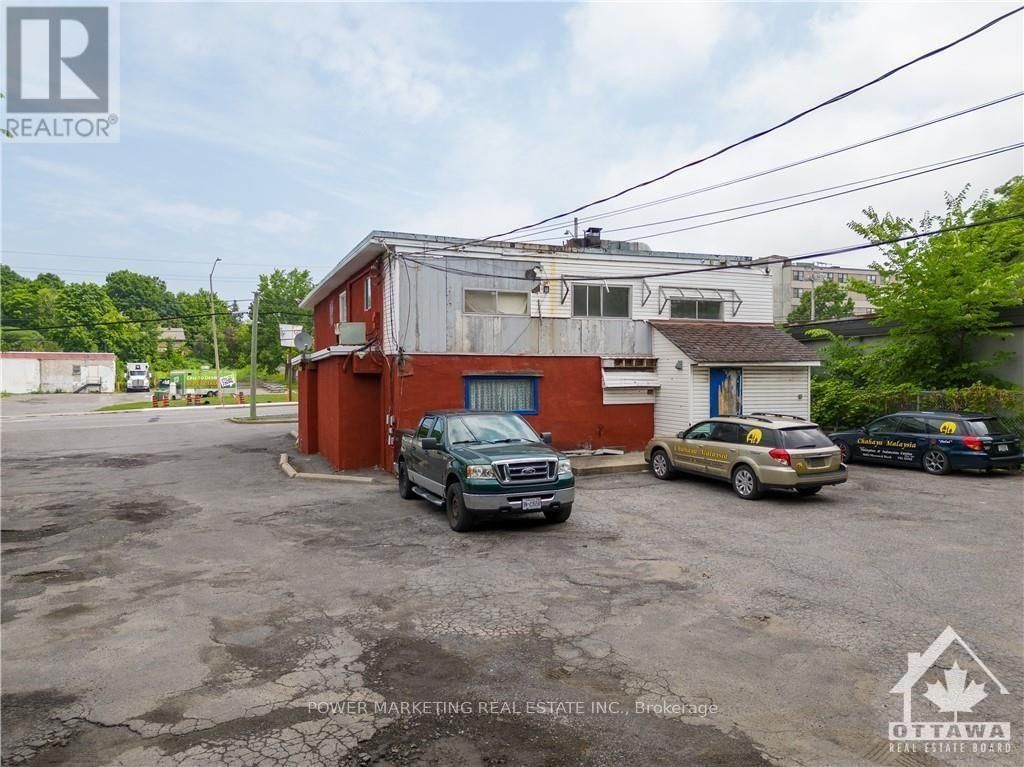 1690 MONTREAL ROAD Image 22